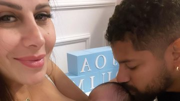Que família! Viviane Araújo amamenta o filho que ganha beijo do pai: "Obrigado meu Deus" - Reprodução/ Instagram