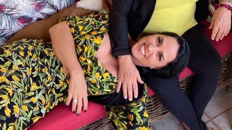 Graciele Lacerda celebra aniversário da mãe com clique raríssimo e seguidores se derretem - Instagram