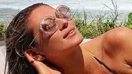 Lívia Andrade torra bumbum ao sol - Reprodução/Instagram