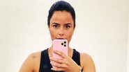 Aos 43 anos, Luciele di Camargo posa de top e legging e corpo magérrimo rende elogios: "Qual o segredo?" - Reprodução/Instagram