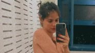 No oitavo mês, Laura Neiva surge de topless e exibe barrigão da segunda gravidez: "José tá grande" - Reprodução/Instagram