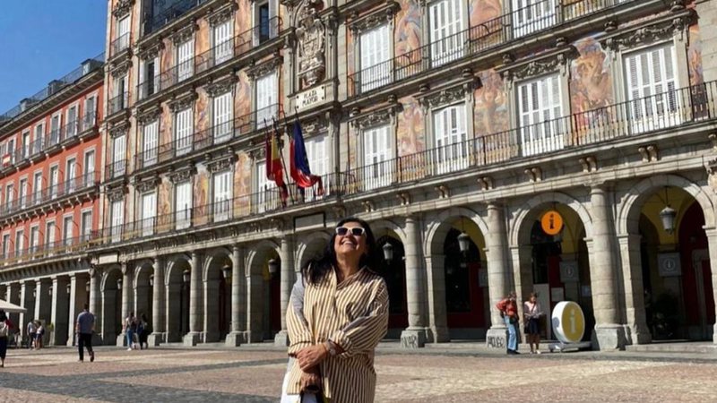Após quarentena intensa, Regina Casé viaja para a Espanha e desabafa - Instagram