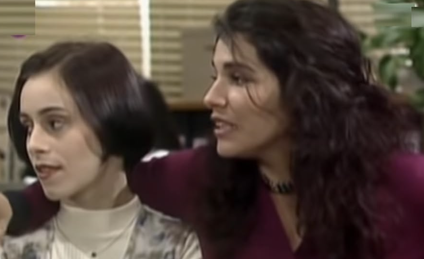 Keila Bueno e Mara Carvalho, em A Viagem, 1994