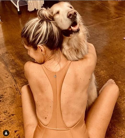 Ingrid Guimarães com cachorro em clique fofo