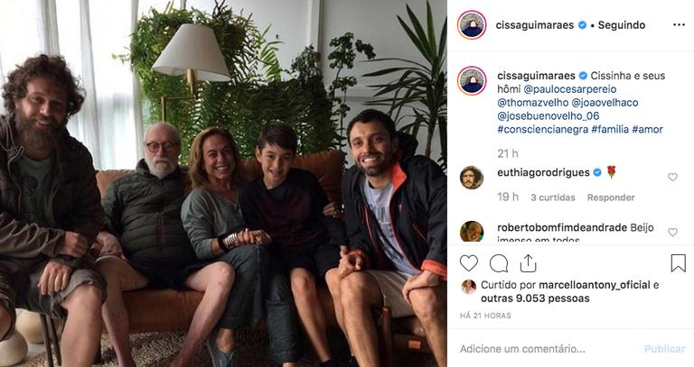 Cissa Guimarães faz rara aparição com o ex-marido e os filhos