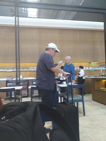 Fã fez foto de Gugu Liberato no aeroporto horas antes do acidente