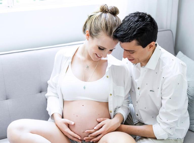 Ex-Chiquititas Marina Belluzzo está grávida do primeiro filho, Theo