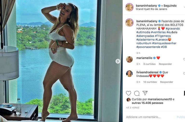 Grávida, Dany Bananinha exibe barrigão em fotos de lingerie