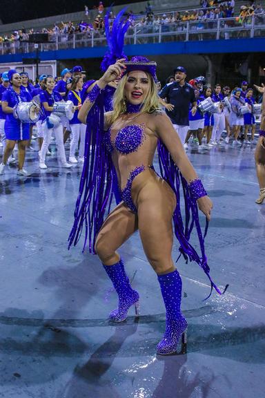 Ana Paula Minerato no Carnaval 2020