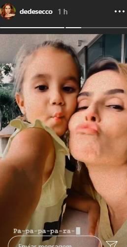 Deborah Secco posta vídeo encantador com a filha, Maria Flor e se derrete