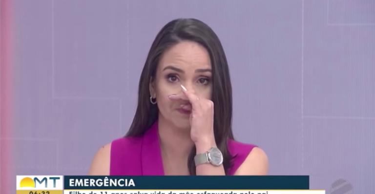 Apresentadora da Globo chora em reportagem ao vivo sobre criança